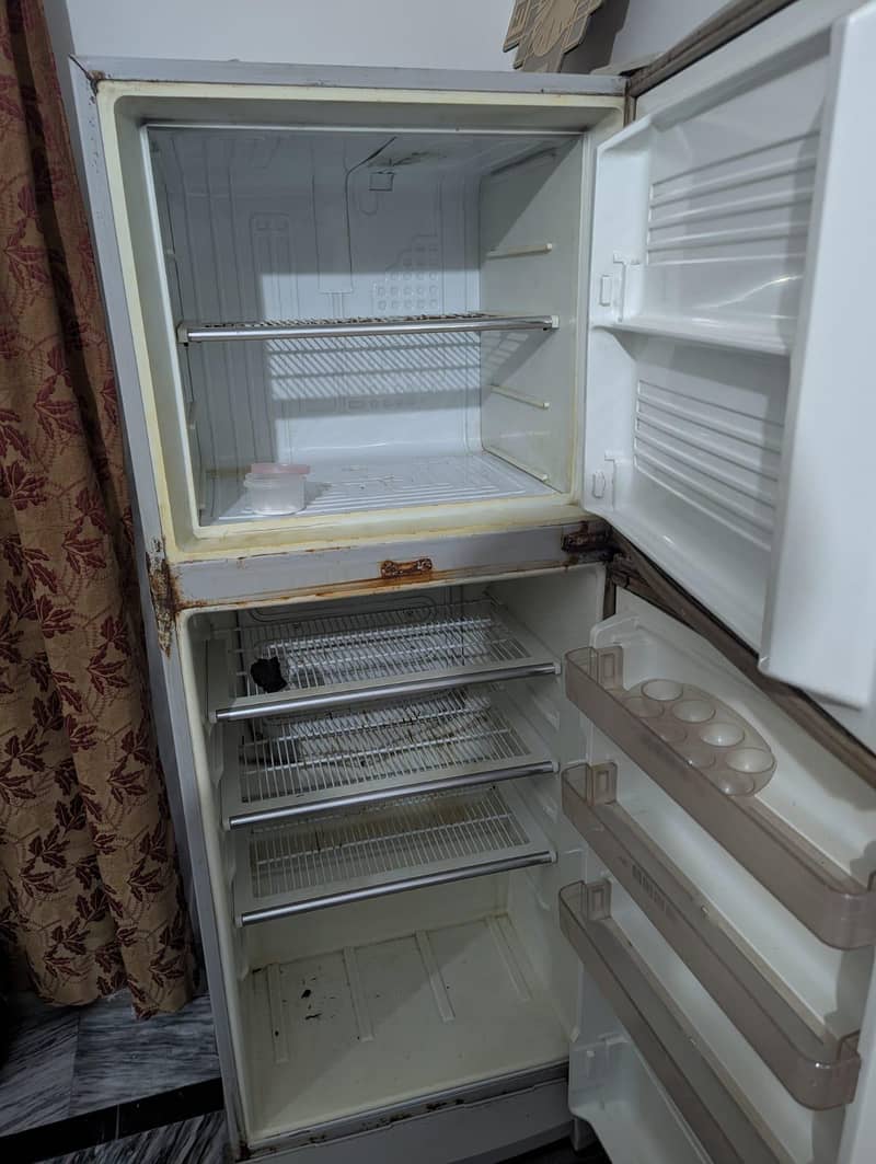 Refrigerator 1