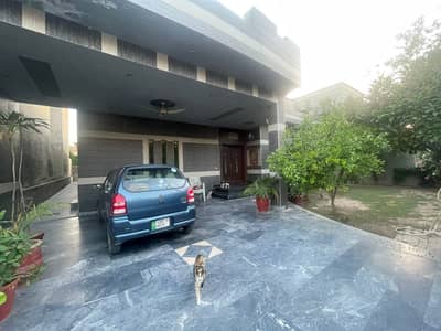 Kanal Single Storey 3 Bed Marble Floor House Is Available For Sale