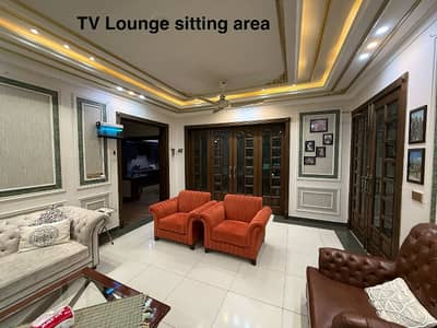Kanal House 6 Bed Tile Floor