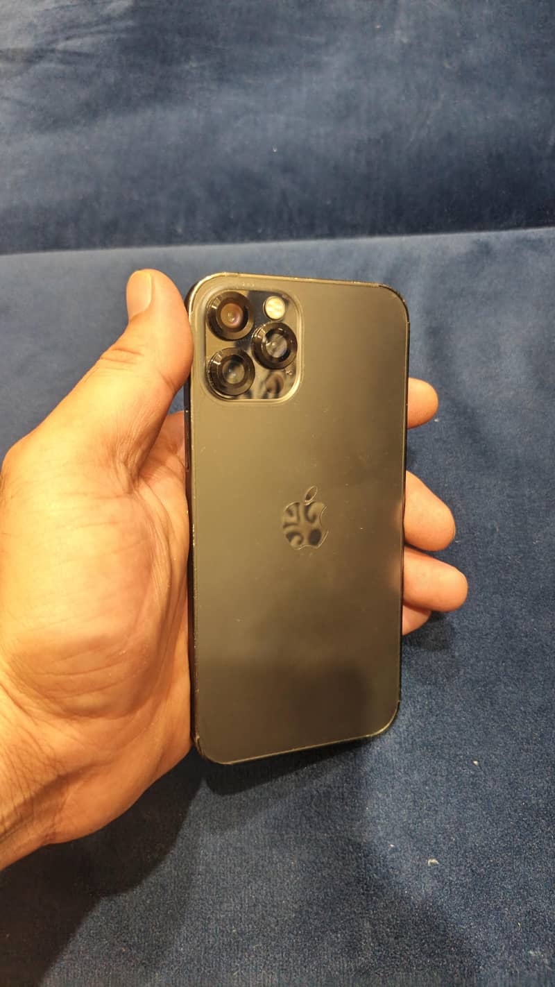 Apple iPhone 12 Pro 2