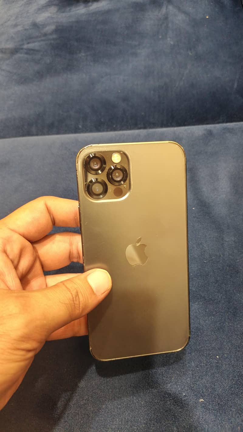 Apple iPhone 12 Pro 3