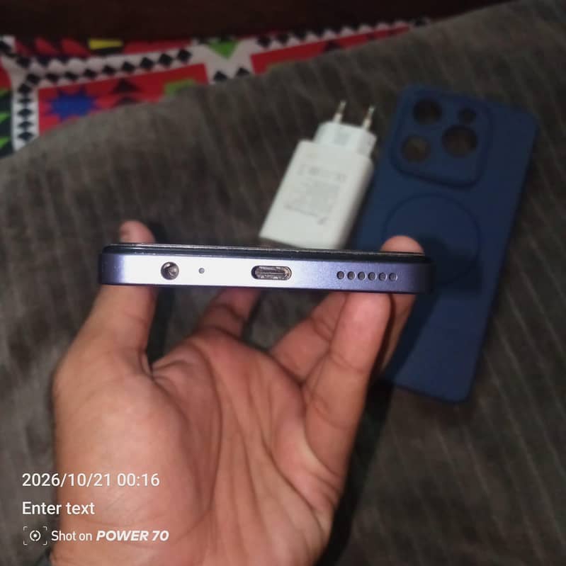 Tecno Spark 10 Pro 8*5 rom 256gb memorry 0