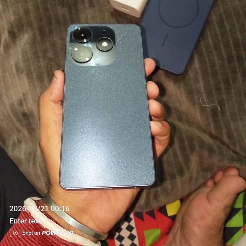 Tecno Spark 10 Pro 8*5 rom 256gb memorry 3