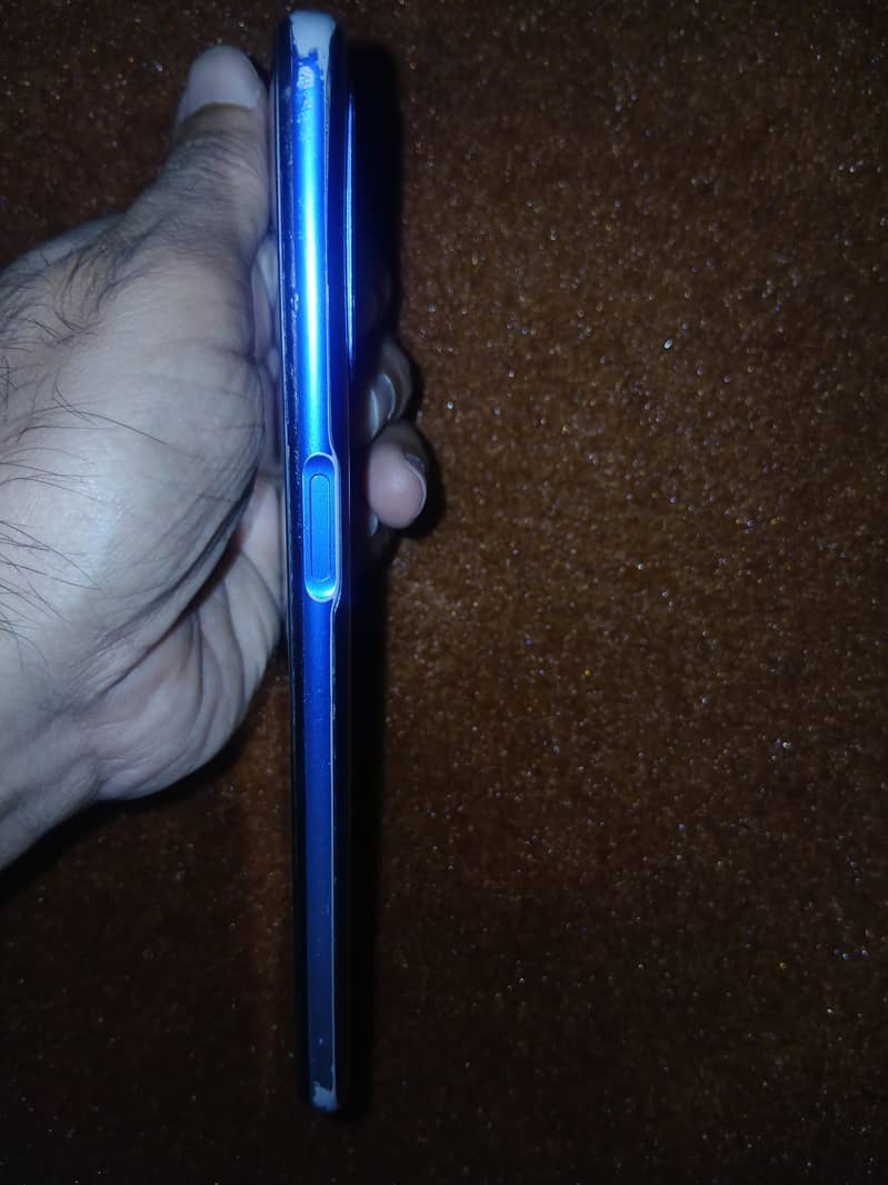 OPPO A54 4