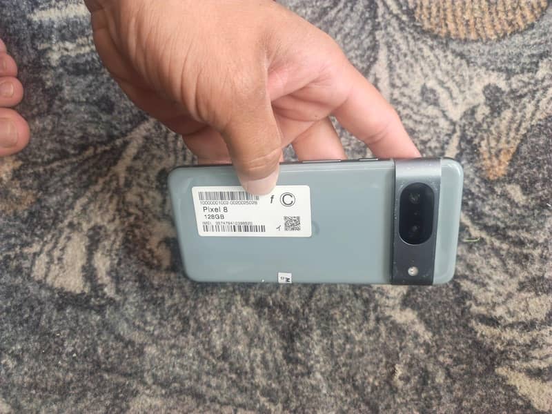 Google Pixel 8 2