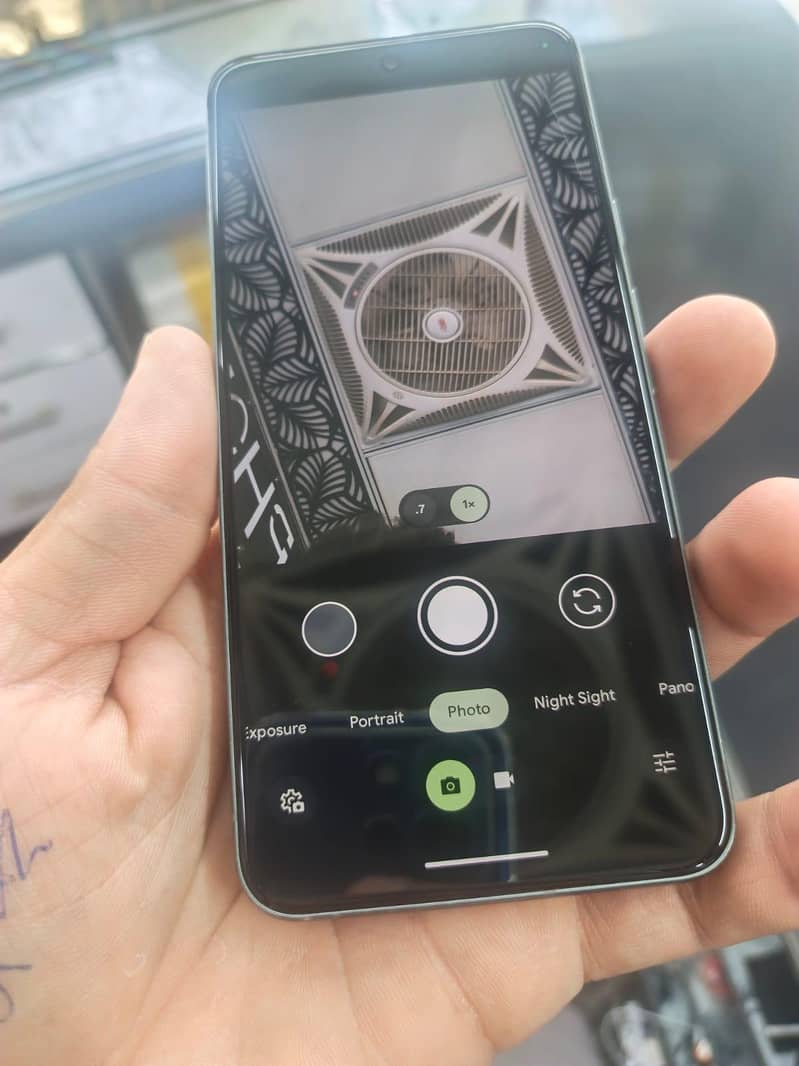 Google Pixel 8 7