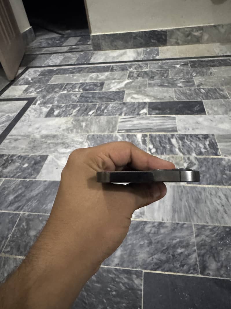 Apple iPhone 12 Pro 5