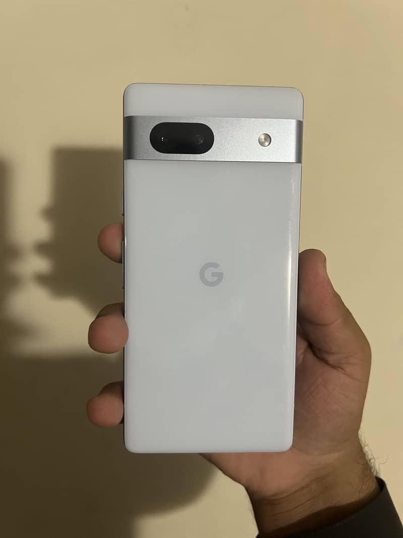 Google pixel 7A 7