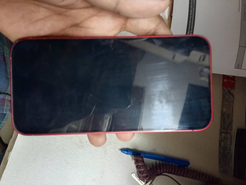 Apple iPhone 13 4