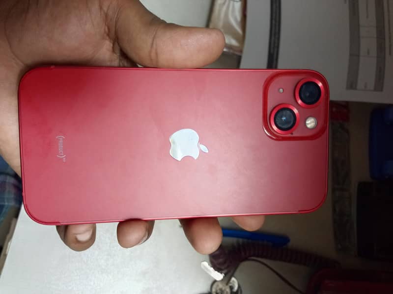 Apple iPhone 13 5