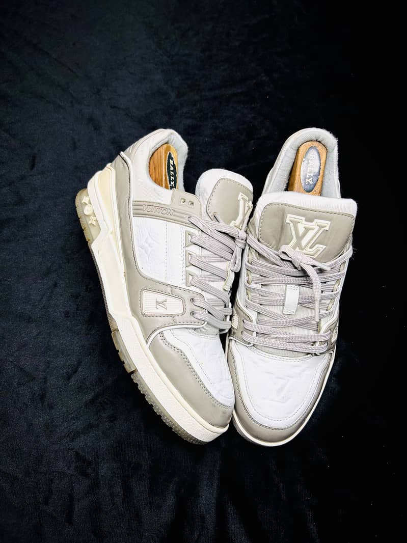 Louis Vuitton 1