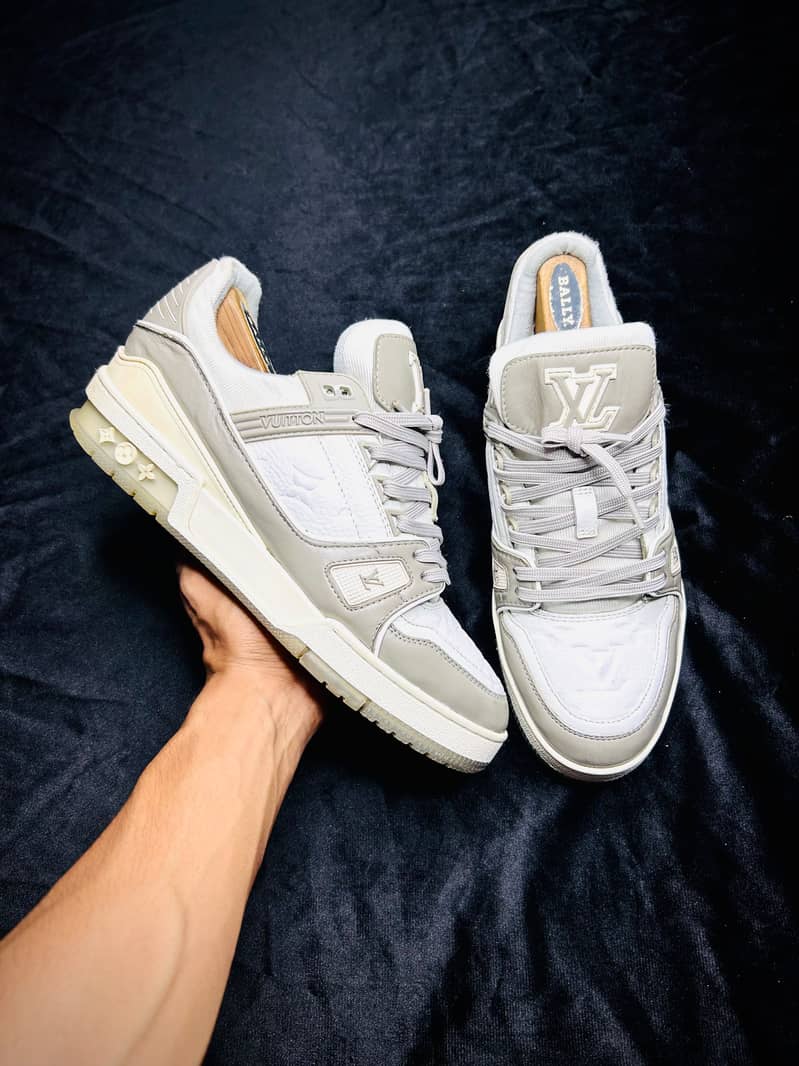 Louis Vuitton 2