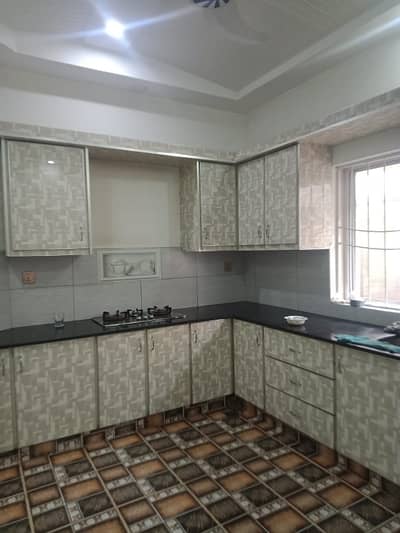 10 marla non furnished upperportion available for rent in sec D bahria town lahore