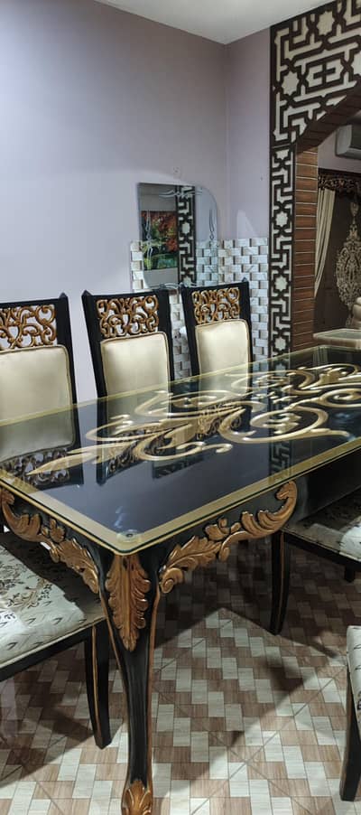 1 Dining Table 4 chairs