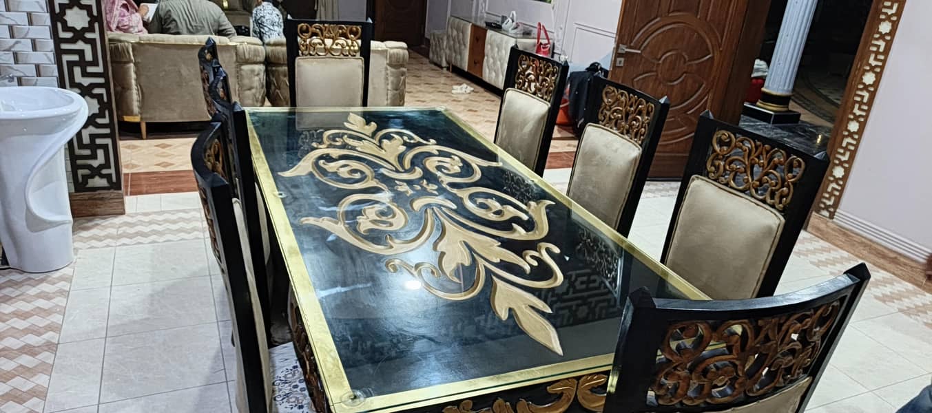 1 Dining Table 4 chairs 2