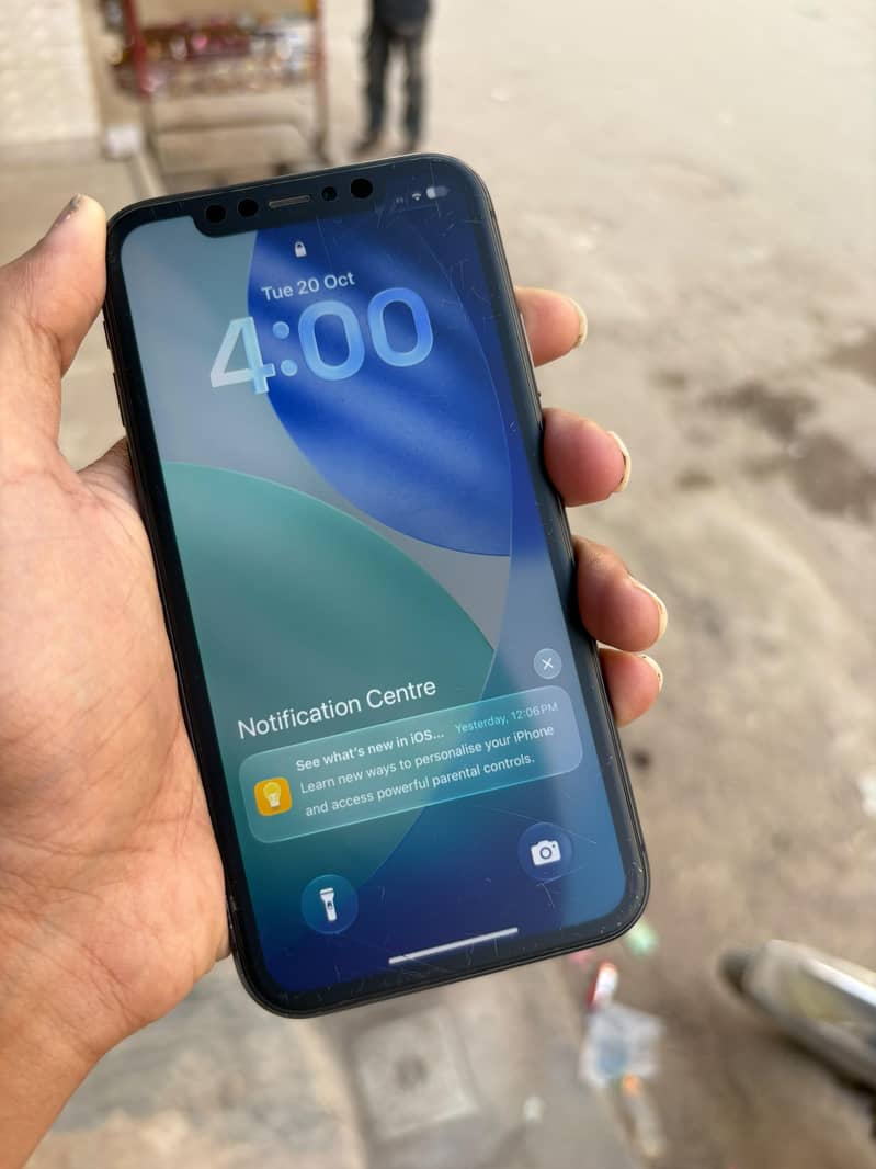 iphone 11 with box 1