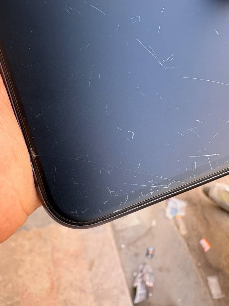 iphone 11 with box 4