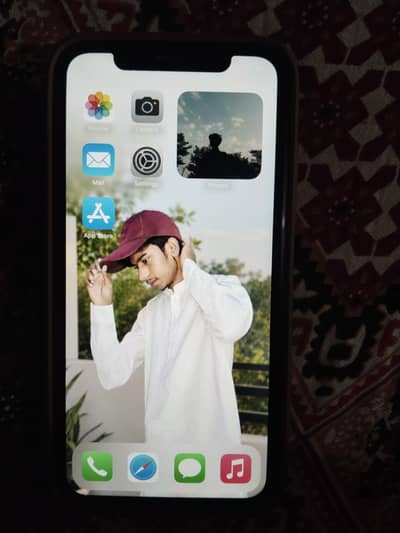 Apple iPhone XR