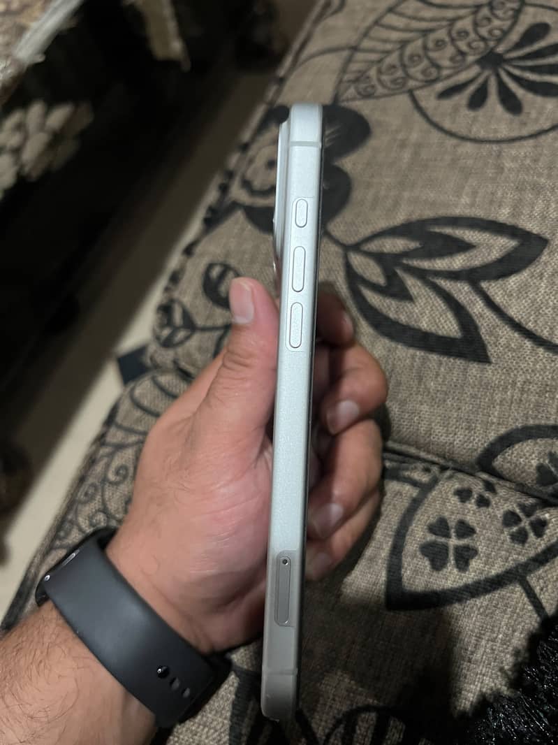 Apple iPhone 17 Pro Max 6