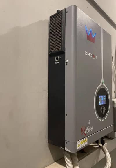 Crown 6kw Hybrid Inverter