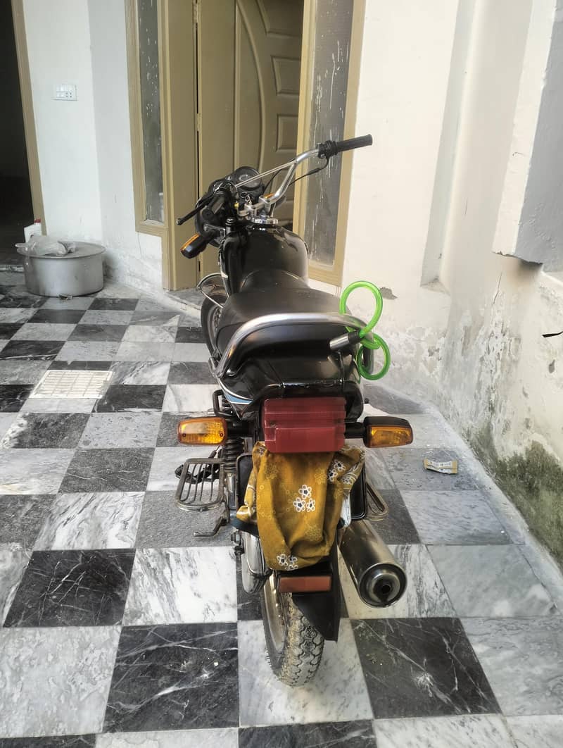 Honda CD 100 2
