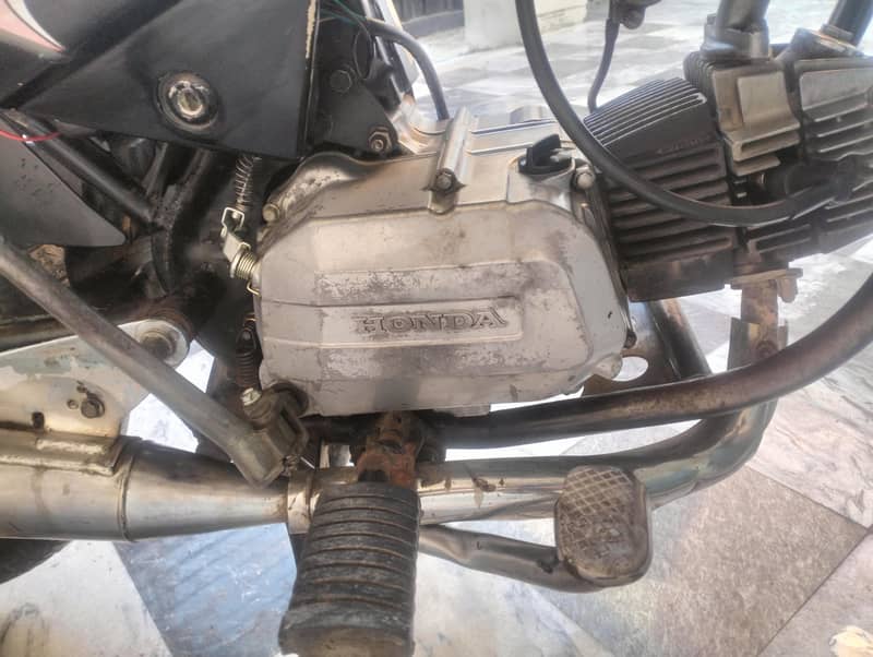 Honda CD 100 5