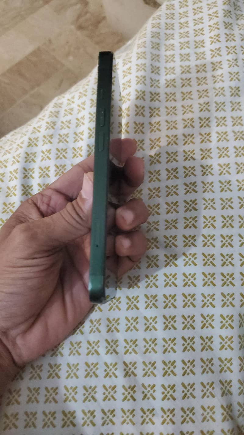 Apple iPhone 13 jv 2