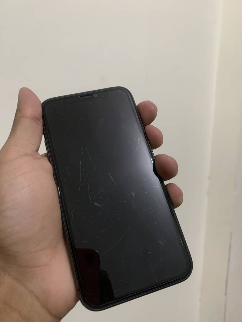 Apple iPhone 11 Pro 1