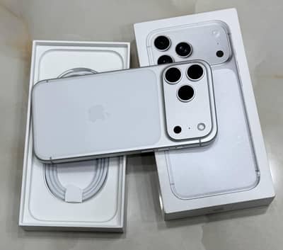 Apple iPhone 17 Pro Max Just Box Open J. V