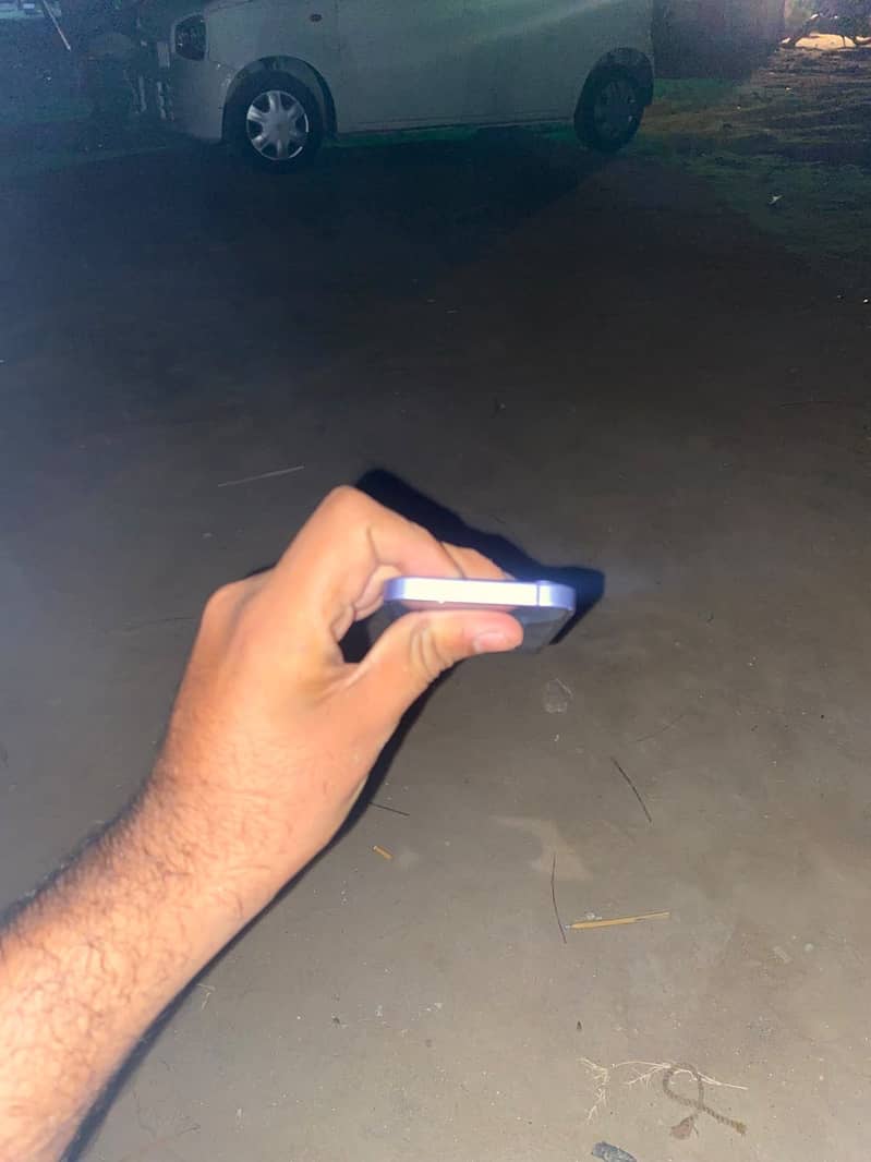 Apple iPhone 12 mini 2