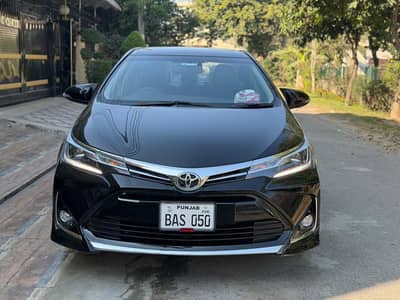 Toyota Altis Grande 2025