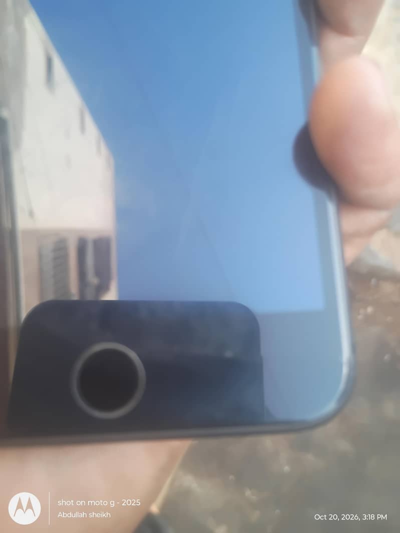 Apple iPhone 8 Plus 5