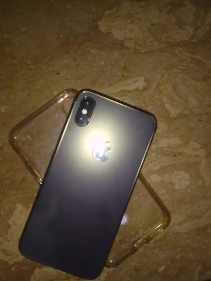 Apple iPhone X 2