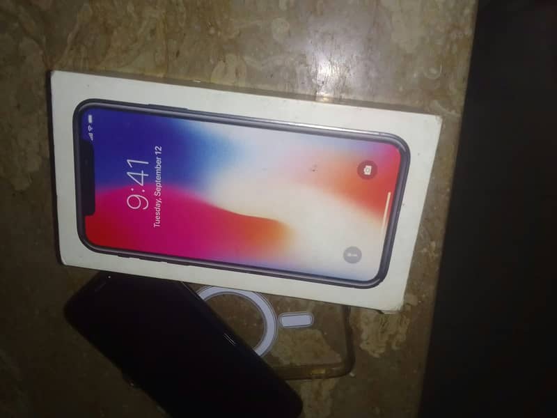 Apple iPhone X 3