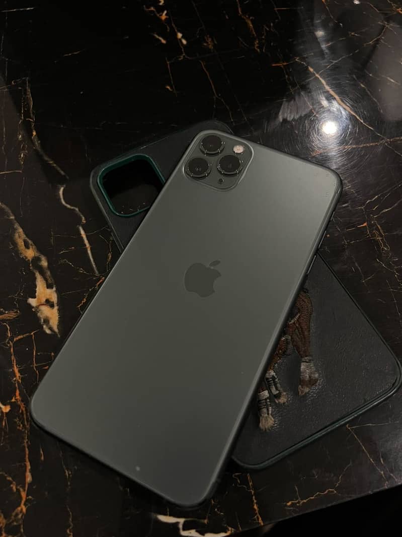 Apple iPhone 11 Pro Max 0