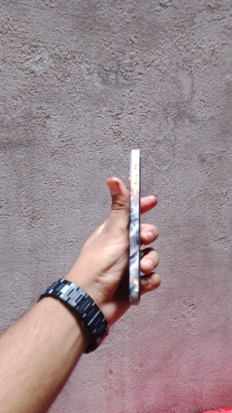 Apple iPhone XR 3