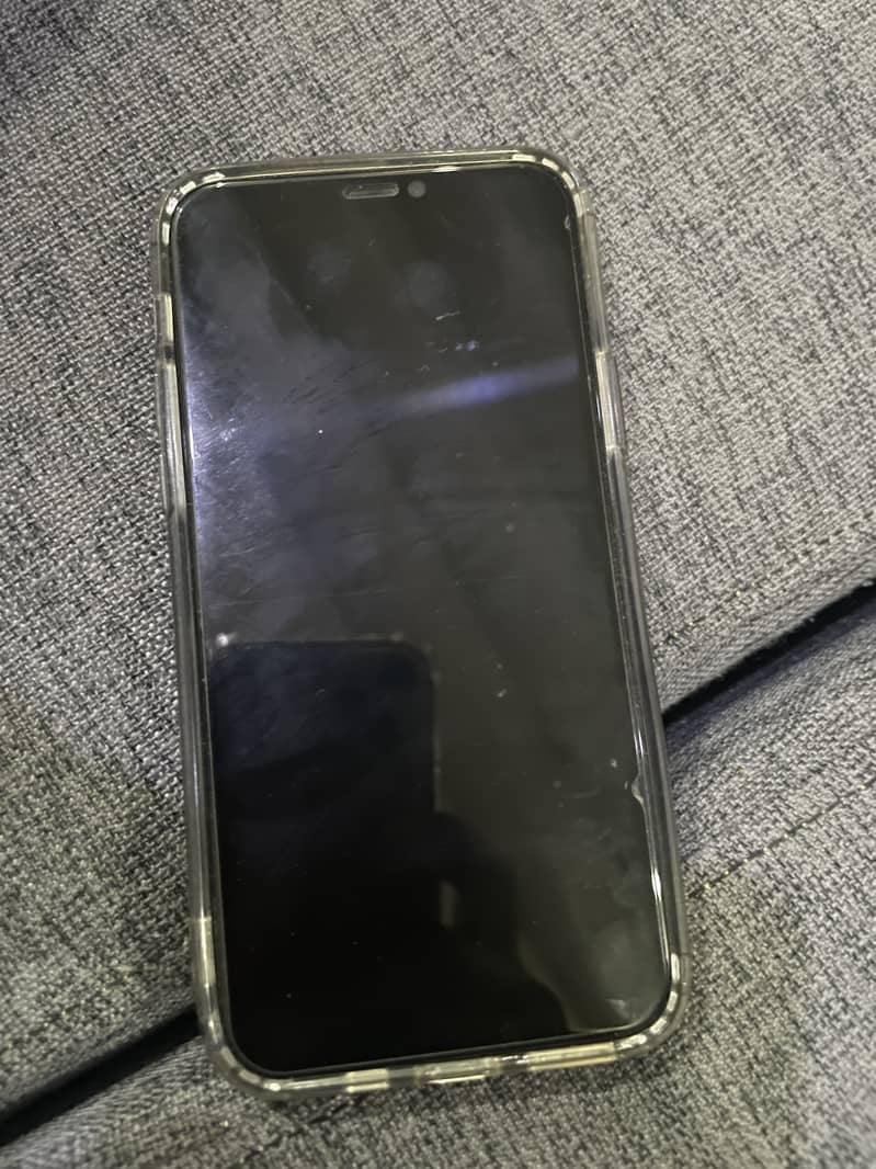 Apple iPhone 11 Pro 1
