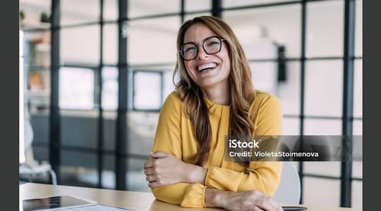 Office handle karny ke lye aik mature female required hai