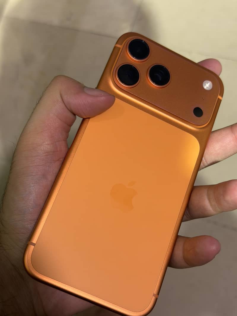 Apple iPhone 17 Pro Max 7