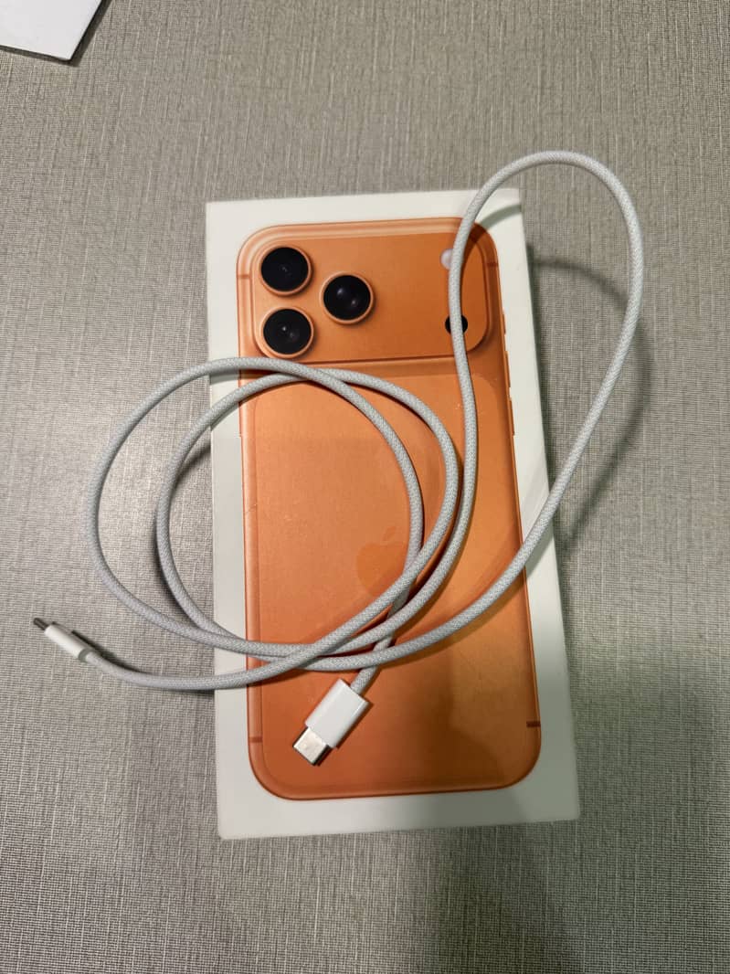 Apple iPhone 17 Pro Max 8
