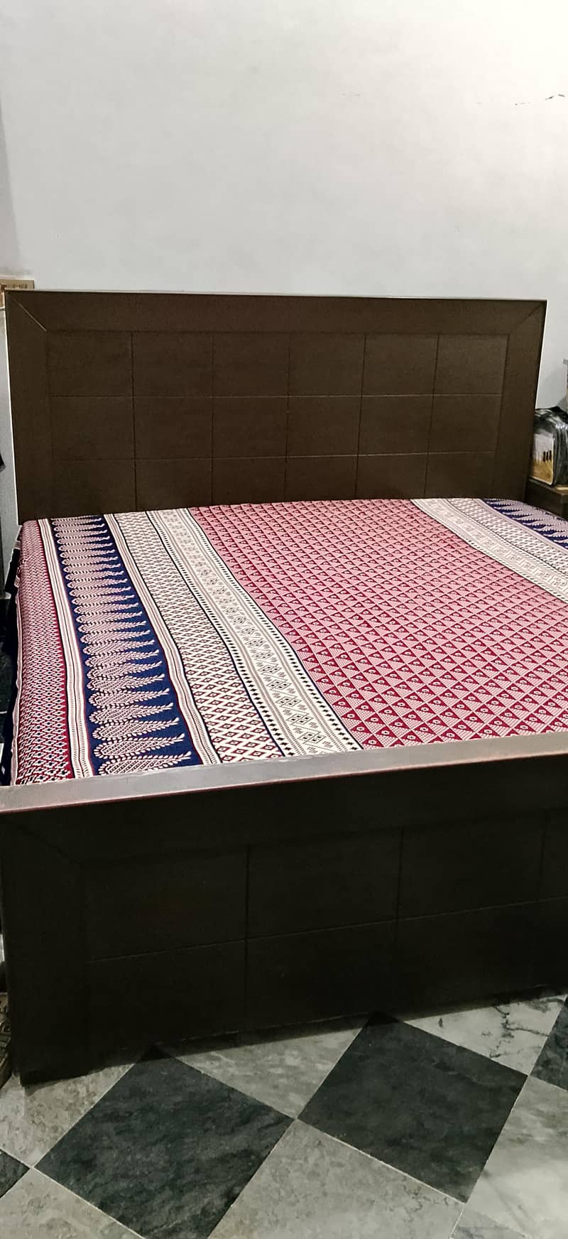 king bed with set 1