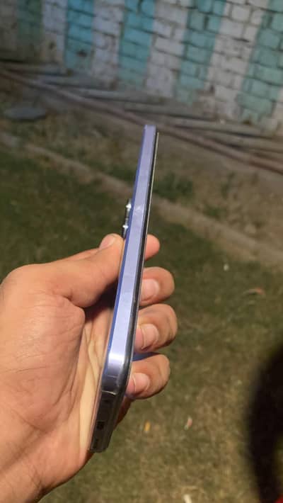 Vivo Y17s