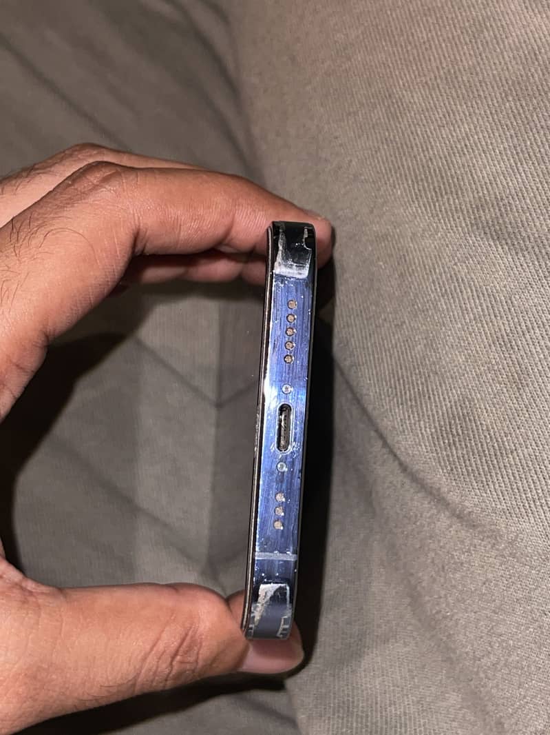 Apple iPhone 13 Pro 6