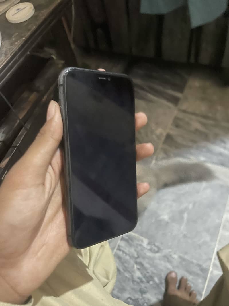 Apple iPhone 11 2