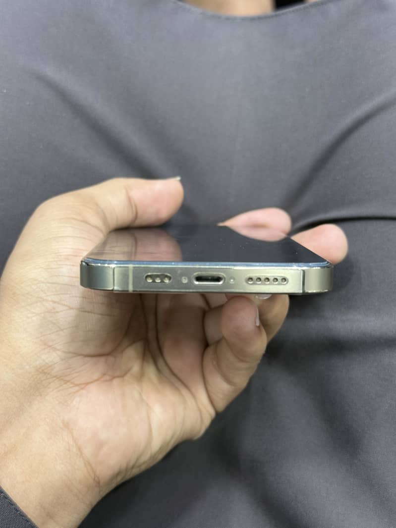 Apple iPhone 13 Pro 1