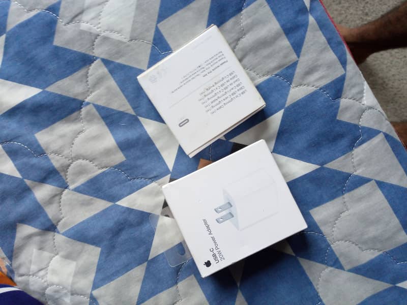 Apple iPhone 12 3