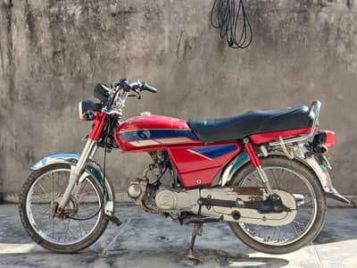 HONDA CD 70 2020 MODEL