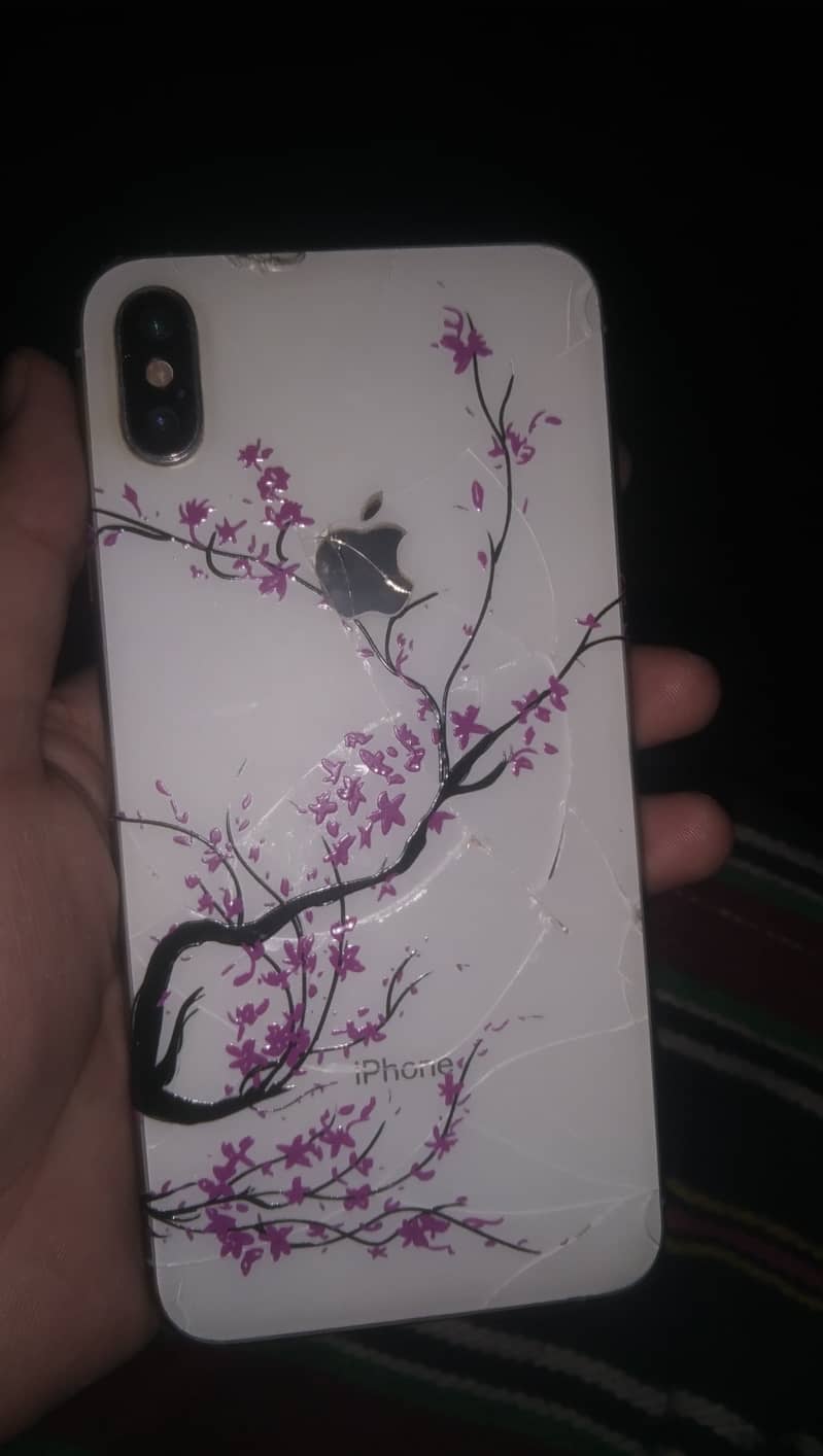 Apple iPhone XS Max 3