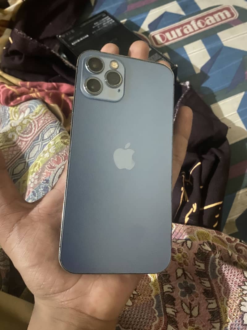 Apple iPhone 12 Pro 4