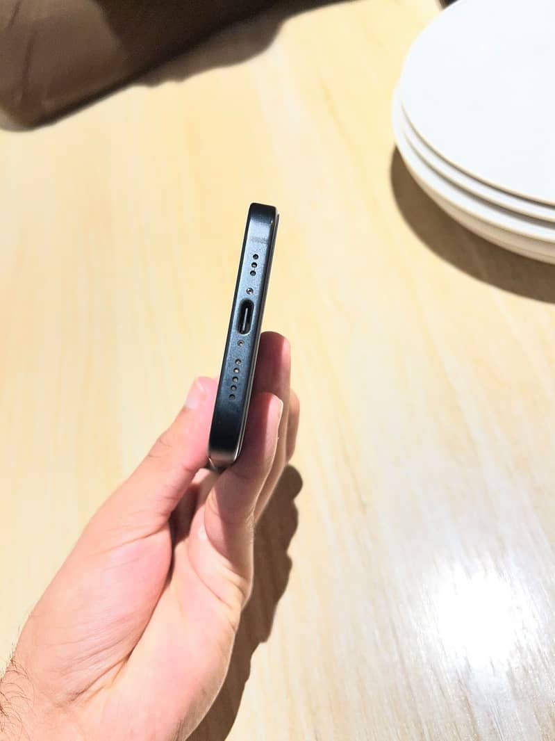 Apple iPhone 15 1